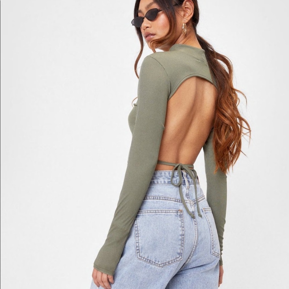 Nasty Gal Petite Long Sleeve Backless Crop Top in Olive 🆕